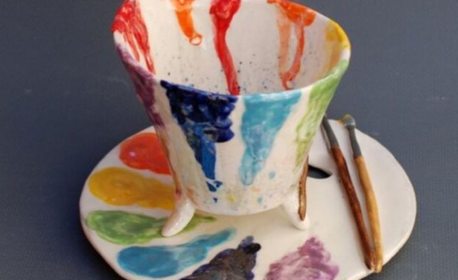 The Origins of the Paint Palette Shaped Tea Saucer Seiei